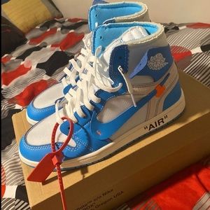 OFF-WHITES Jordan 1s